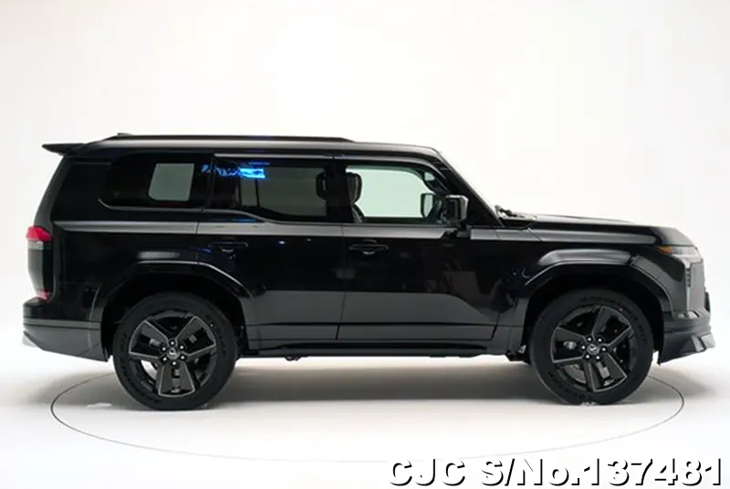 Lexus GX 550 in Black for Sale Image 6