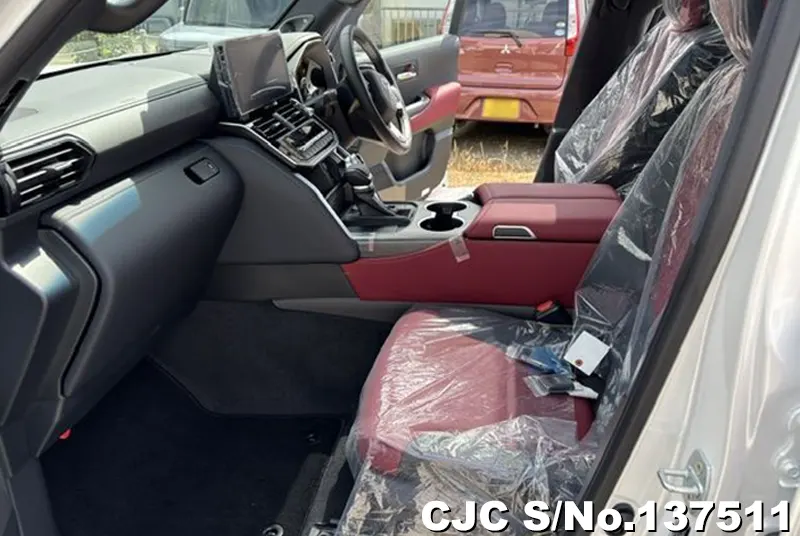 Toyota Land Cruiser in Pearl for Sale Image 9