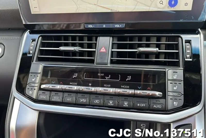 Toyota Land Cruiser in Pearl for Sale Image 14