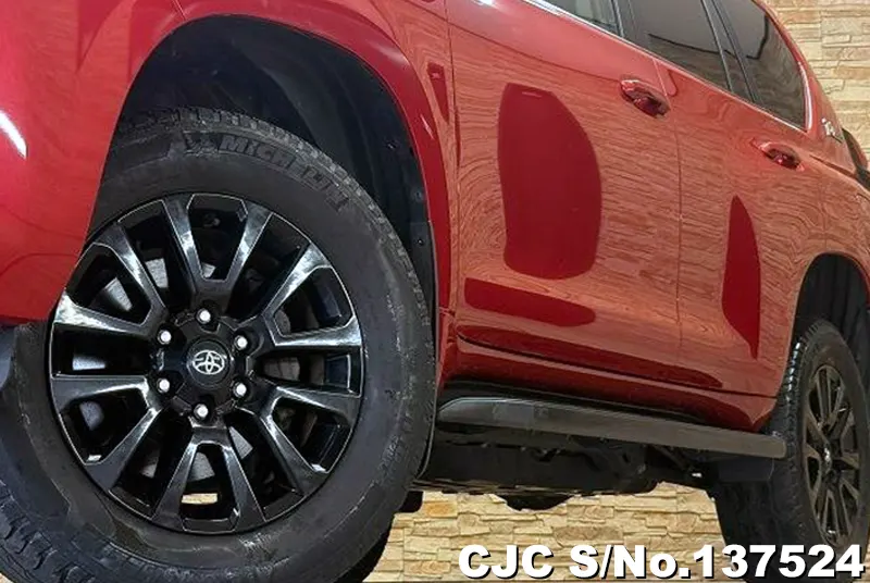Toyota Land Cruiser Prado in Red for Sale Image 8