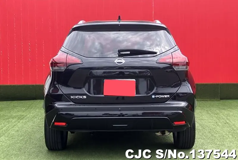 Nissan Kicks in Black for Sale Image 5