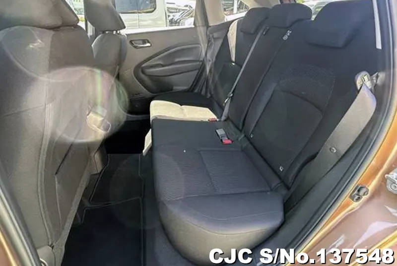Nissan Note in Orange for Sale Image 7