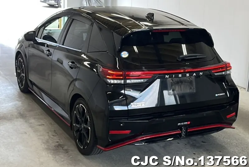 Nissan Aura e-Power in Black for Sale Image 1