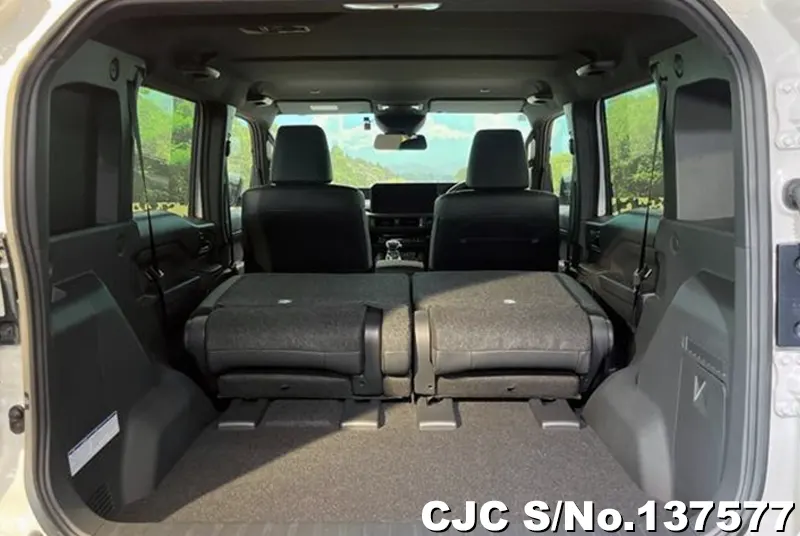 Toyota Land Cruiser FJ in Pearl for Sale Image 4