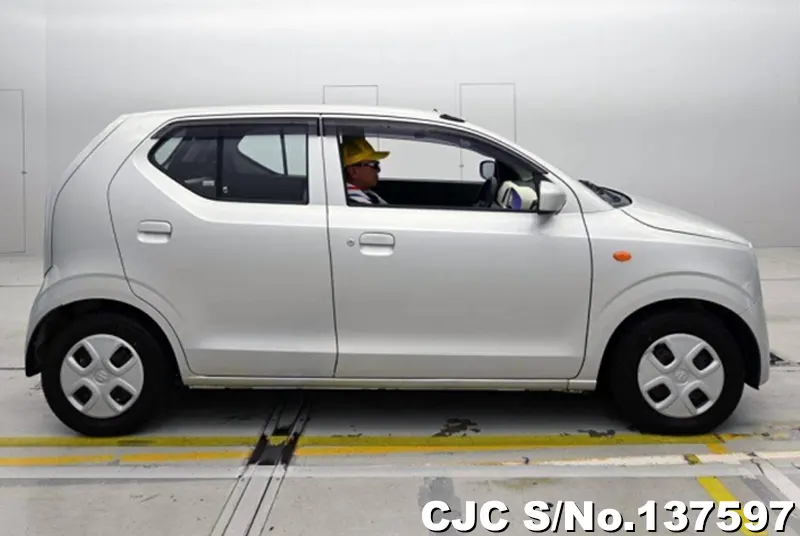 Suzuki Alto in Silver for Sale Image 6