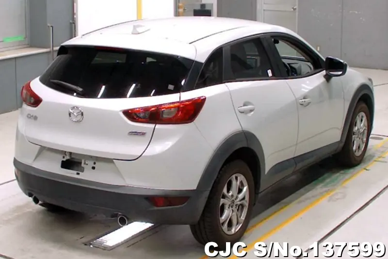 Mazda CX-3 in White for Sale Image 2