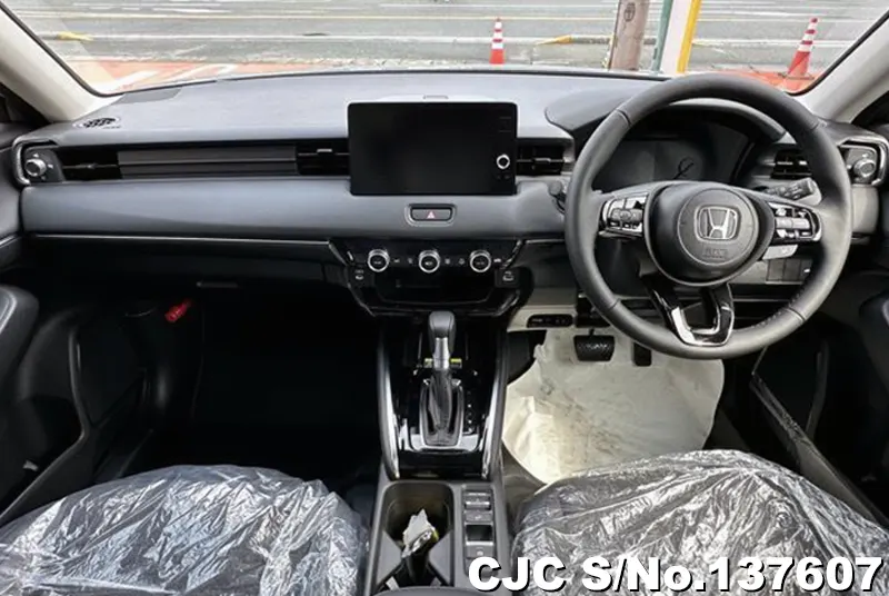 Honda Vezel in Gray for Sale Image 5