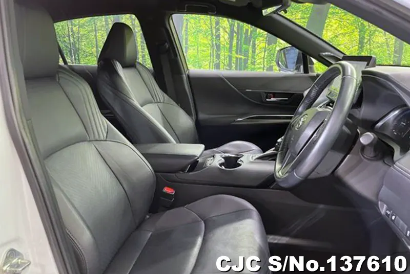Toyota Harrier in Pearl for Sale Image 7