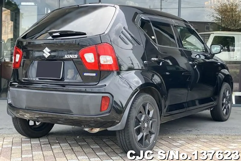 Suzuki Ignis in Black for Sale Image 2