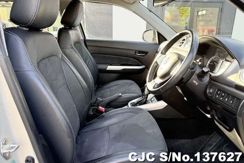 Suzuki Escudo in Brown for Sale Image 10