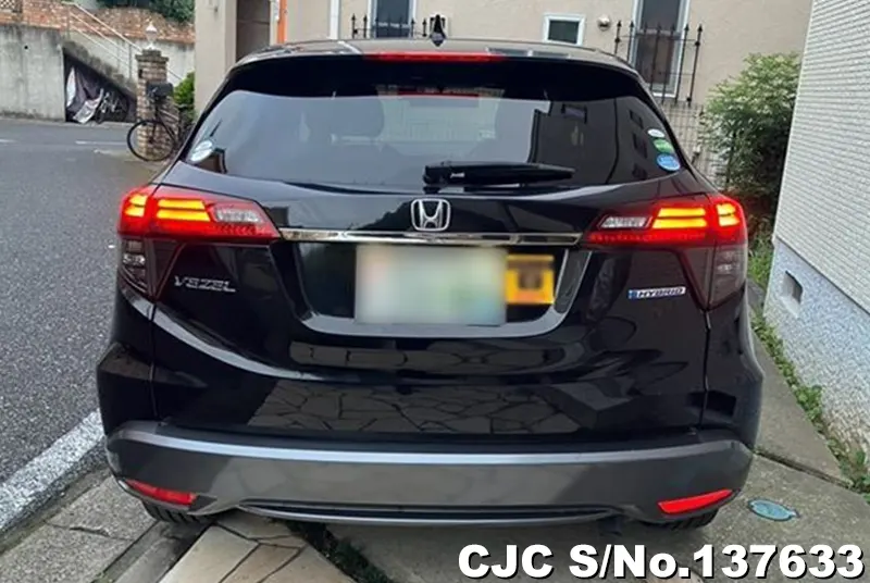 Honda Vezel in Black for Sale Image 5
