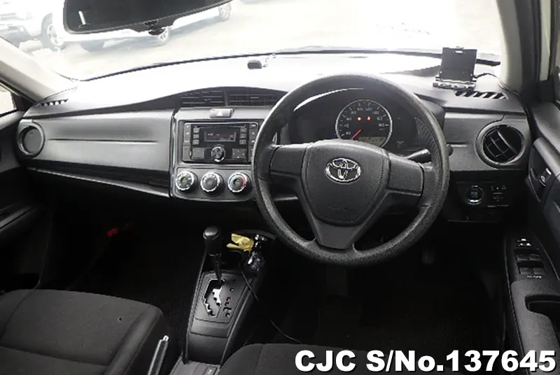 Toyota Corolla Axio in White for Sale Image 8