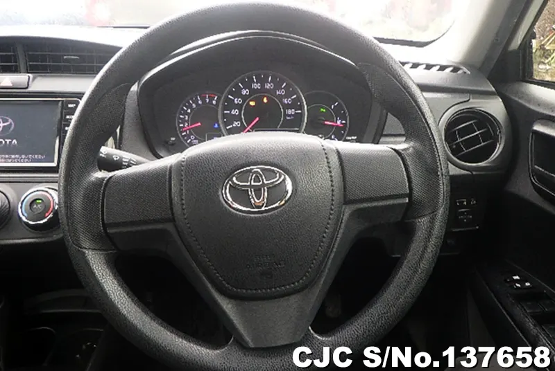 Toyota Corolla Axio in White for Sale Image 11