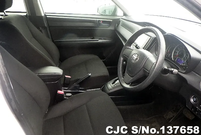 Toyota Corolla Axio in White for Sale Image 7