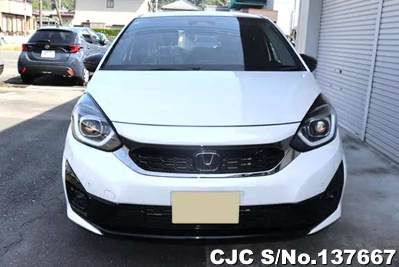 Honda Fit in White for Sale Image 4