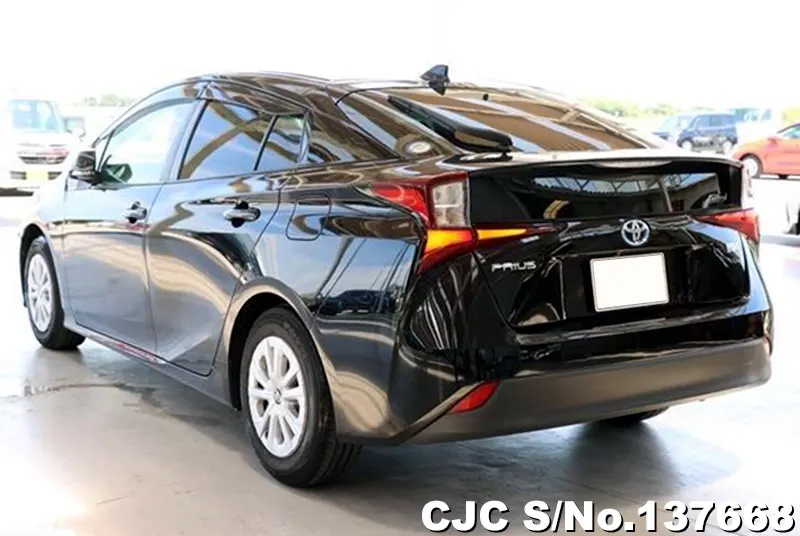 Toyota Prius in Black for Sale Image 1