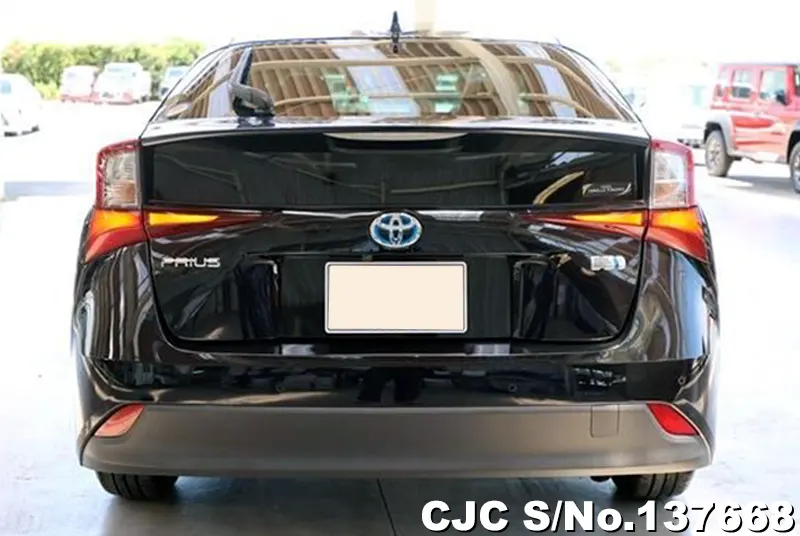 Toyota Prius in Black for Sale Image 4