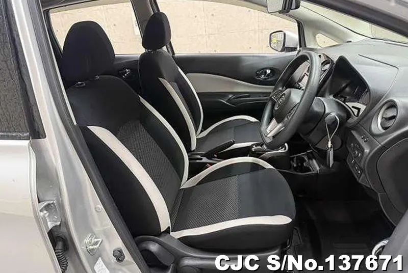 Nissan Note in White for Sale Image 3