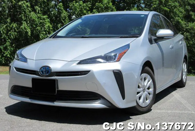 Toyota Prius in Silver for Sale Image 3