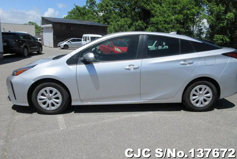 Toyota Prius in Silver for Sale Image 7