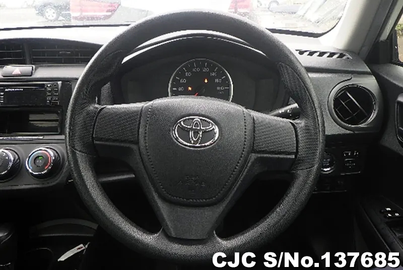 Toyota Corolla Axio in White for Sale Image 14