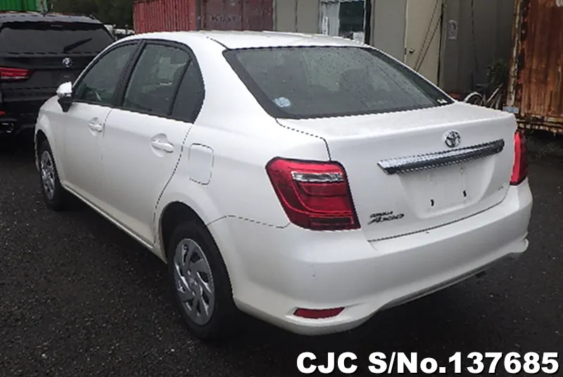 Toyota Corolla Axio in White for Sale Image 1