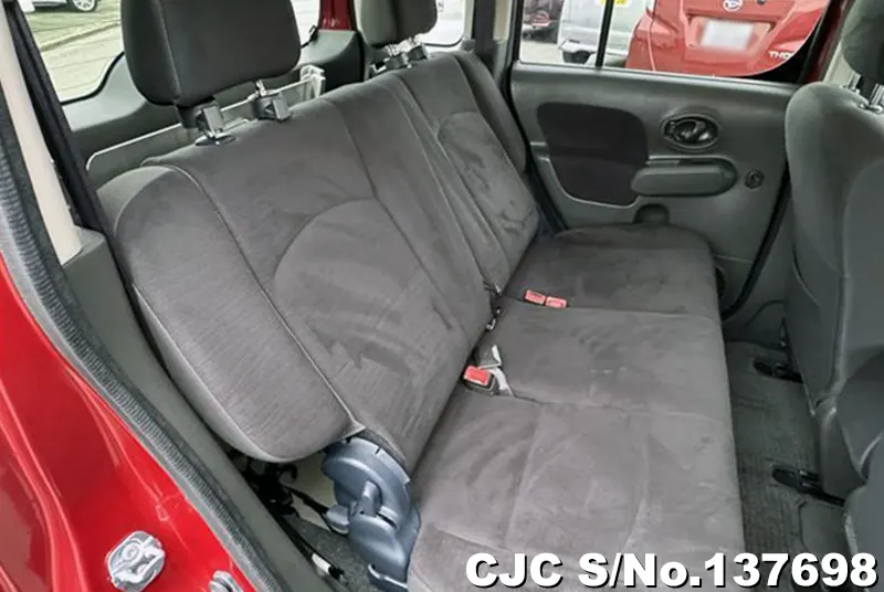 Nissan Cube in Red for Sale Image 11