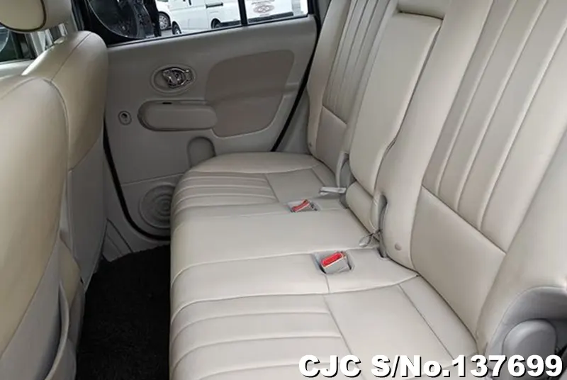 Nissan Cube in Brown for Sale Image 12