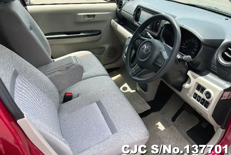 Toyota Passo in Pink for Sale Image 8