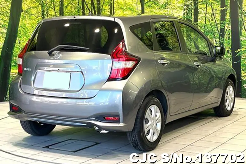 Nissan Note in Gray for Sale Image 2