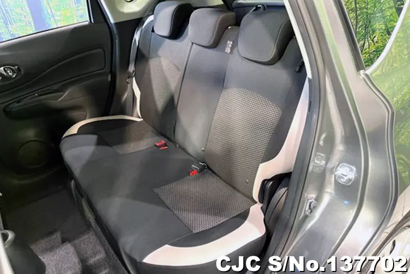 Nissan Note in Gray for Sale Image 12