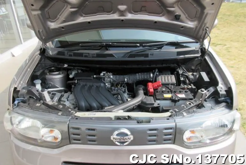 Nissan Cube in Silver for Sale Image 10