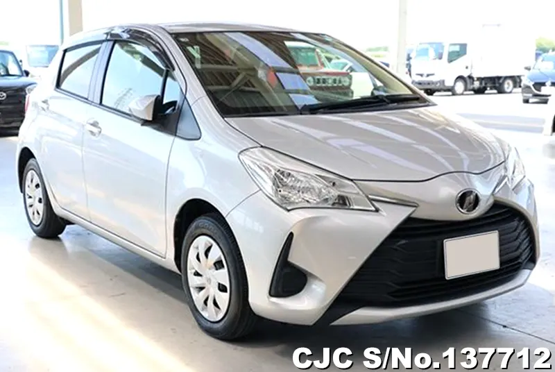 Toyota / Vitz 2017