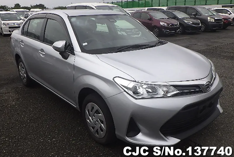 Toyota / Corolla Axio 2021