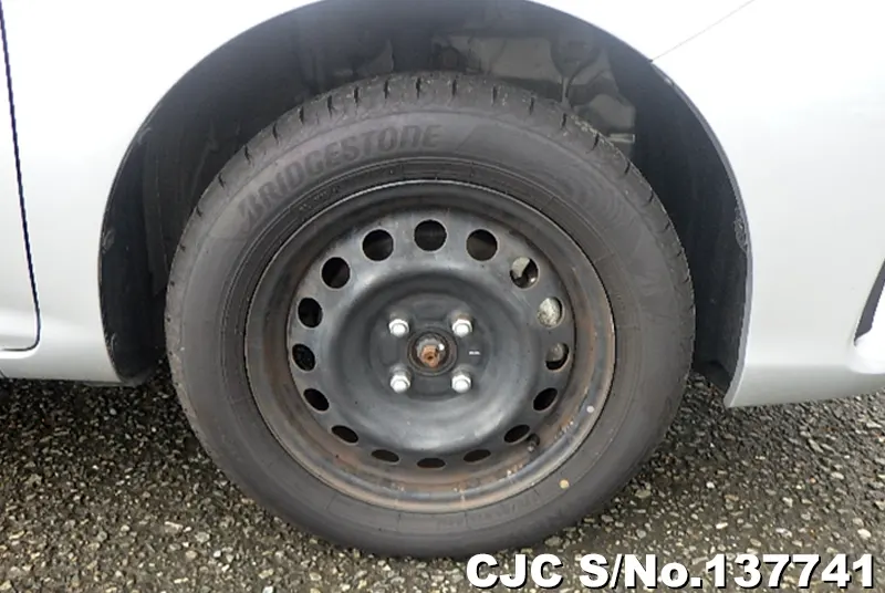 Toyota Corolla Axio in Silver for Sale Image 17