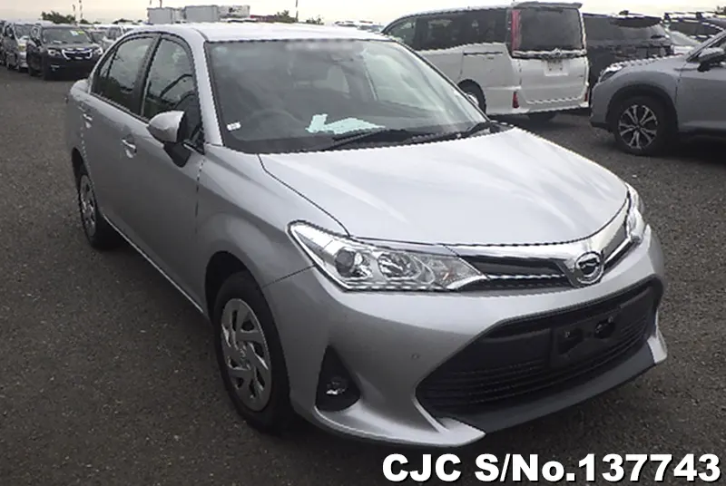 Toyota / Corolla Axio 2021