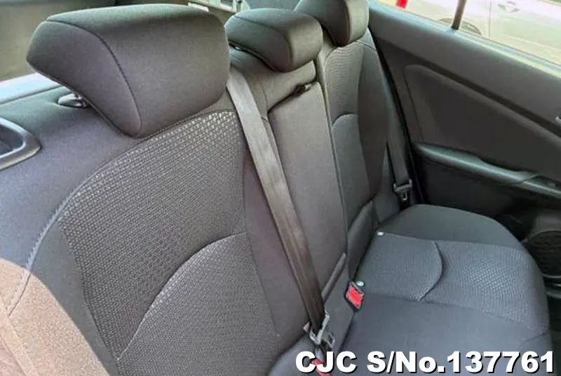 Toyota Prius in Silver for Sale Image 9