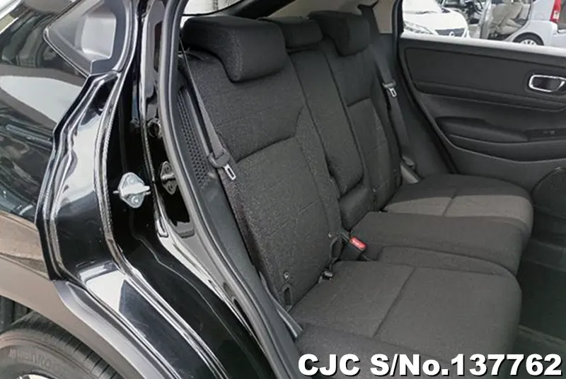 Honda Vezel in Black for Sale Image 13