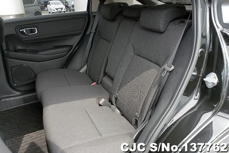 Honda Vezel in Black for Sale Image 14