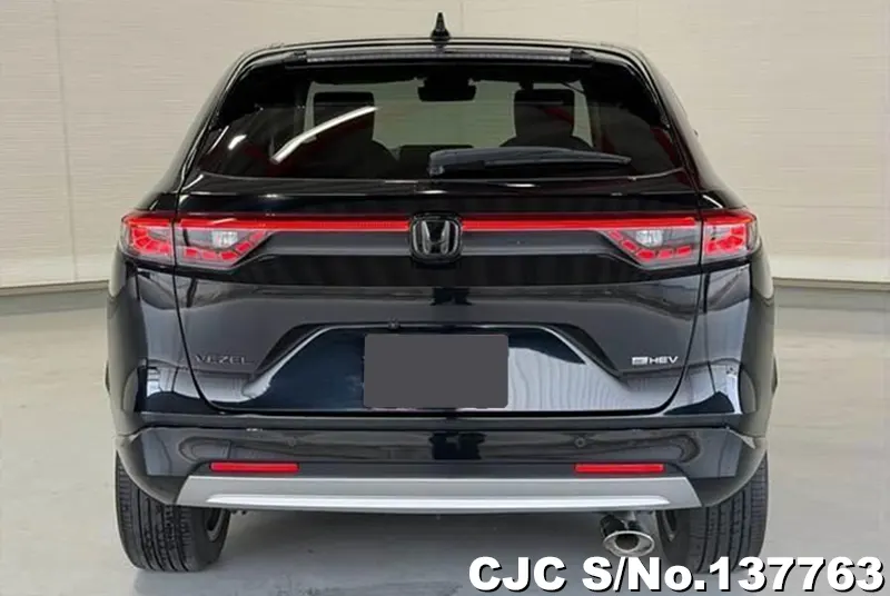Honda Vezel in Black for Sale Image 4