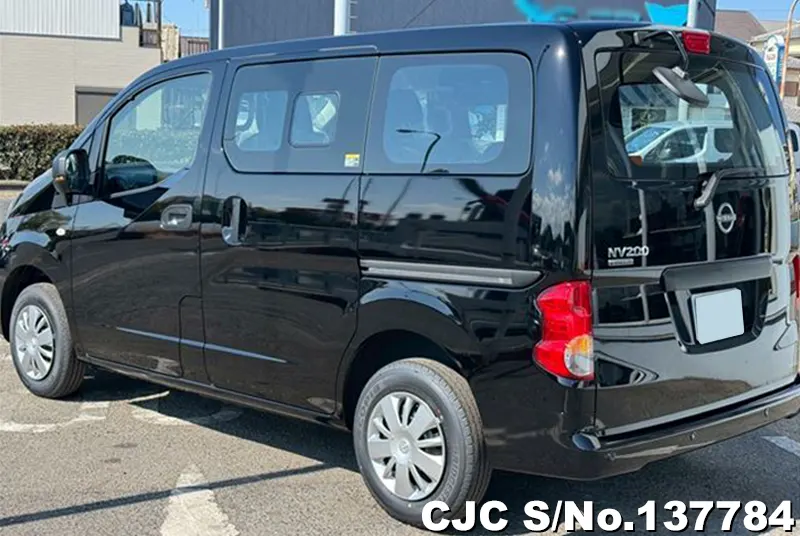 Nissan NV200 in Black for Sale Image 1