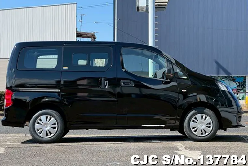 Nissan NV200 in Black for Sale Image 4