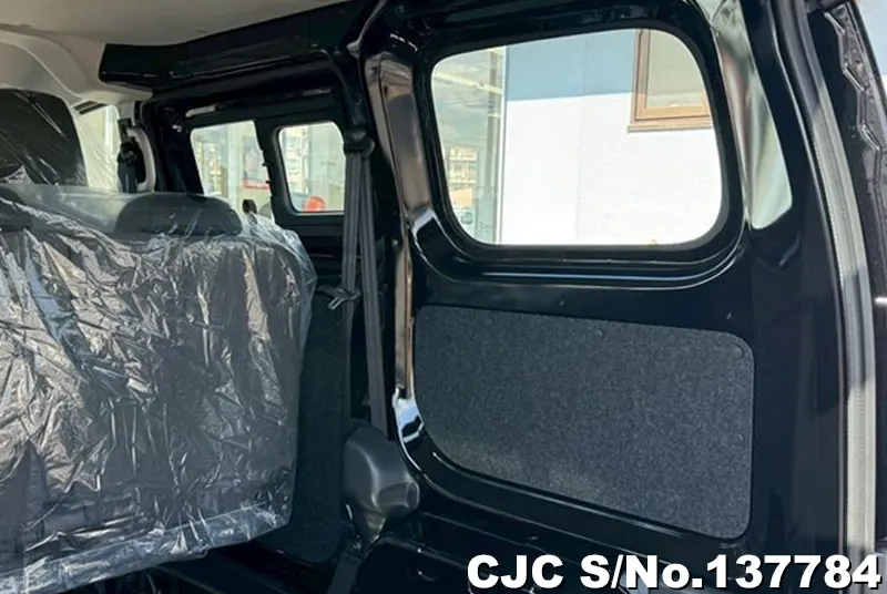 Nissan NV200 in Black for Sale Image 7