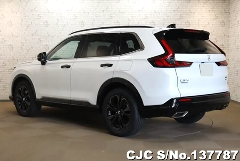 Honda CRV in White for Sale Image 1