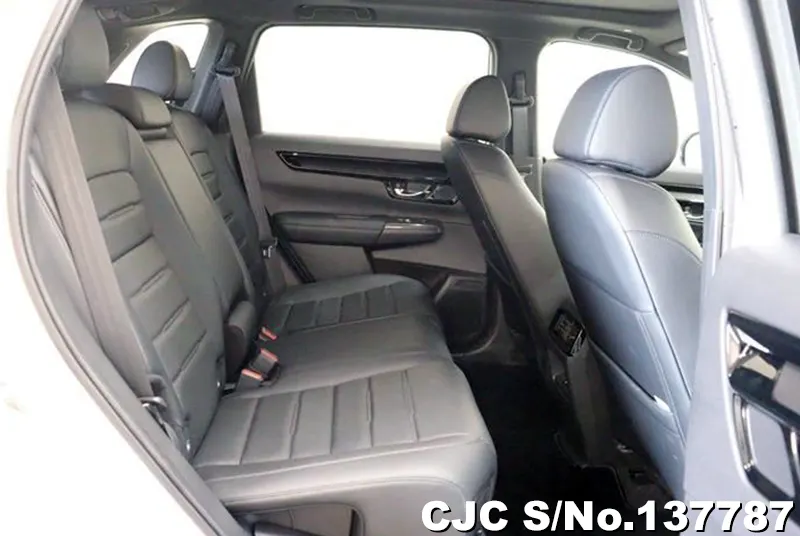 Honda CRV in White for Sale Image 9