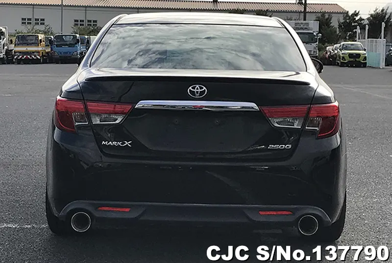 Toyota Mark X in black for Sale Image 5