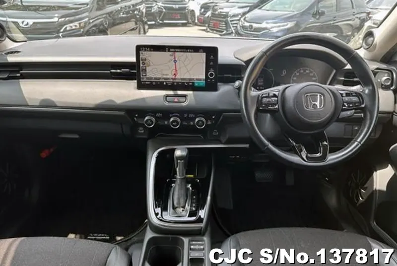 Honda Vezel in White for Sale Image 2
