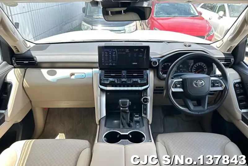 Toyota Land Cruiser in Pearl for Sale Image 8