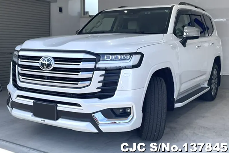 Toyota Land Cruiser in Pearl for Sale Image 3