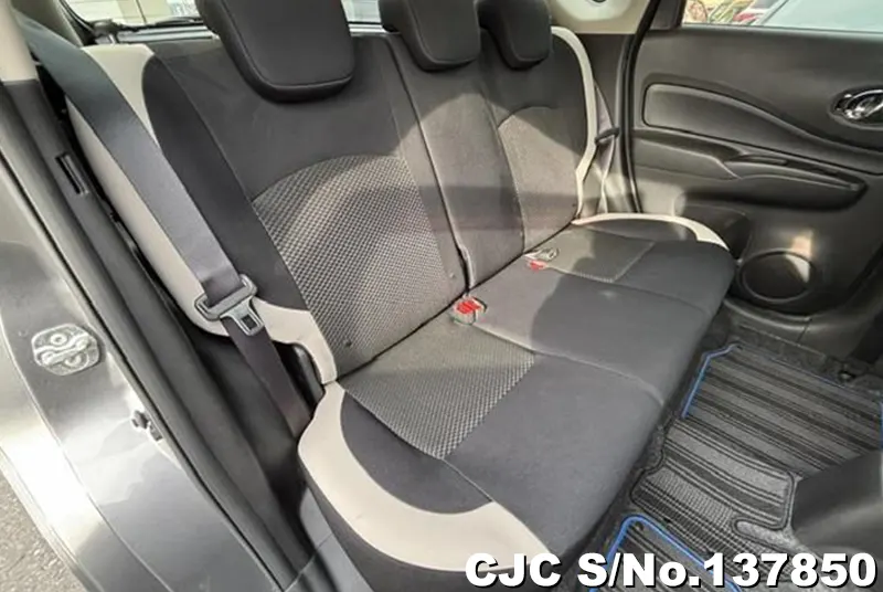 Nissan Note in Gray for Sale Image 7